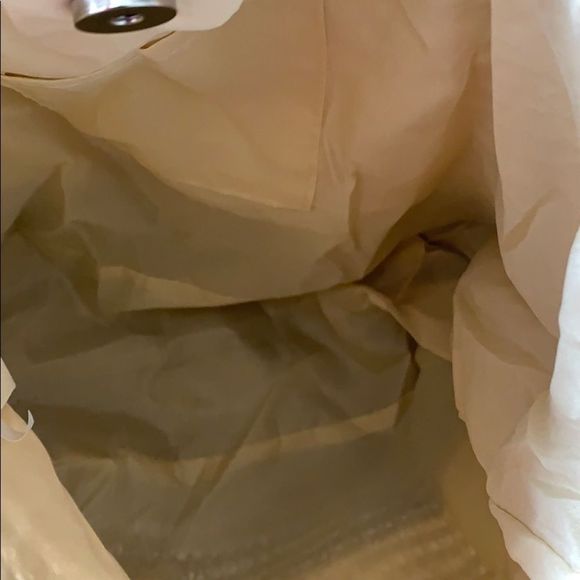 NEW Nice Tote🌞🌞🏖 - Picture 4 of 4